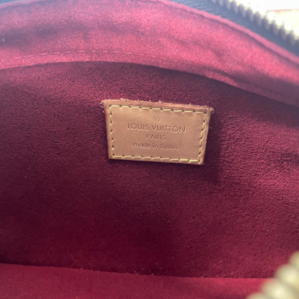 LOUIS VUITTON Bag - Picture 8 of 9